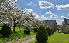 Le Manoir De La Besliere - Gite Et Chambres D'Hotes